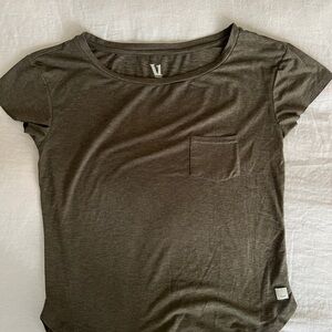 Vuori olive green short sleeve T-Shirt
